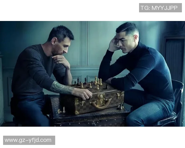 足球明星场上穿搭风格解析展现个性与实力的完美结合 足球明星场上穿搭风格解析展现个性与实力的完美结合