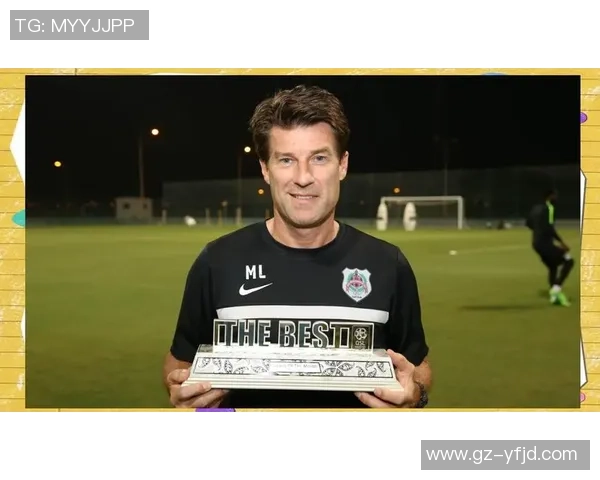 足球明星的辉煌历程与荣誉称号背后的故事与成就解析