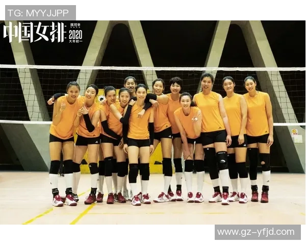 足球明星穿戴袜套的时尚瞬间展现运动与风格的完美结合 足球明星穿戴袜套的时尚瞬间展现运动与风格的完美结合