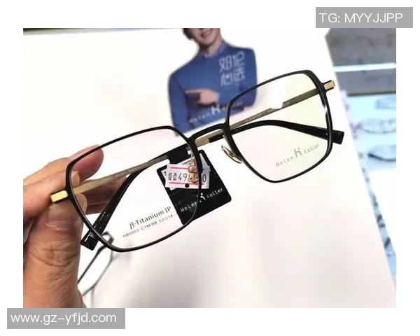 足球明星镜框推荐及选购指南让你成为时尚潮人 足球明星镜框推荐及选购指南让你成为时尚潮人